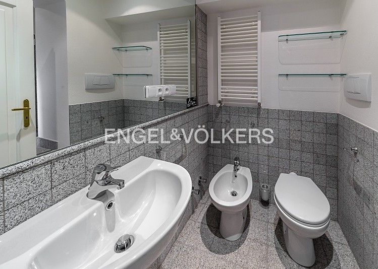 Pronájem bytu 3+1 73 m² - foto 8