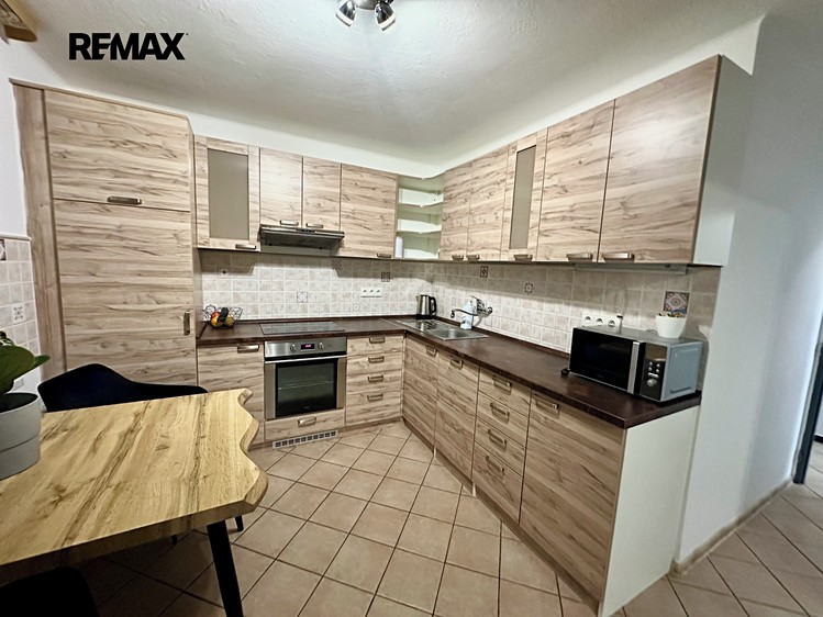 Pronájem bytu 3+kk 63 m² - foto 2