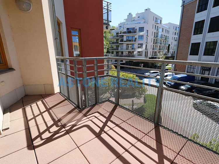 Pronájem bytu 2+kk 65 m² - foto 3