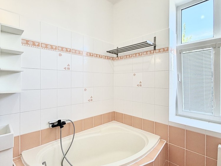 Pronájem bytu 1+1 40 m² - foto 7