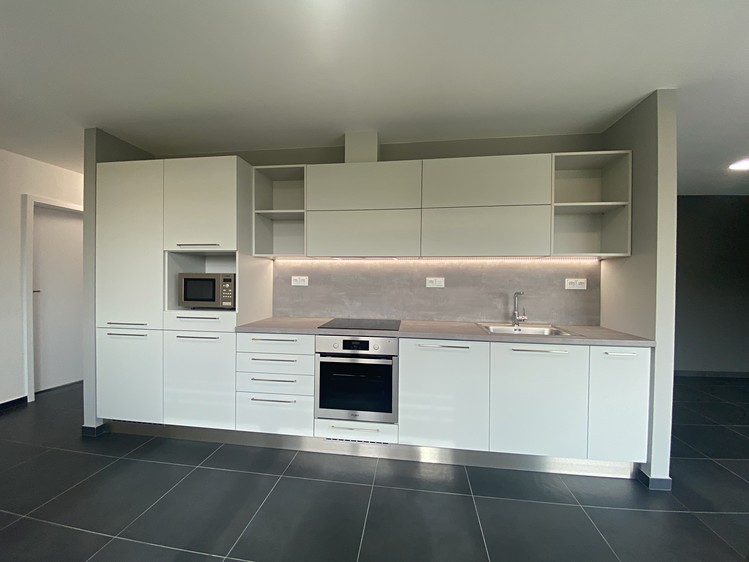 Pronájem bytu 2+kk 60 m² (Jednopodlažní) - foto 2