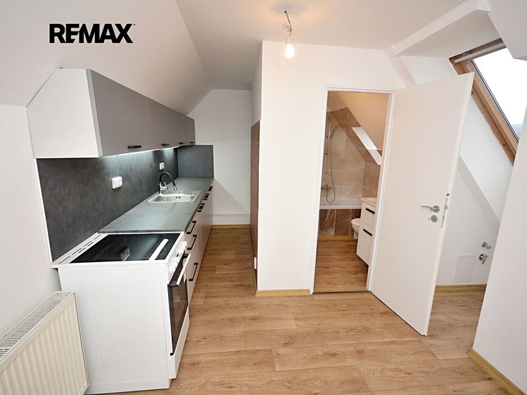 Pronájem bytu 2+kk 45 m² (Jednopodlažní) - foto 8
