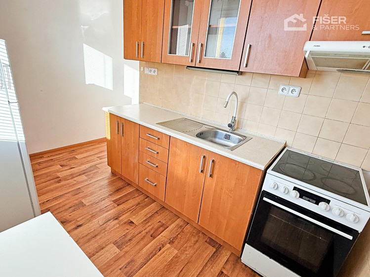 Pronájem bytu 3+1 67 m² - foto 2