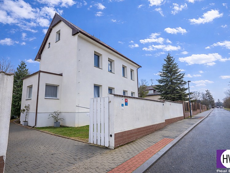 Pronájem bytu 1+kk 16 m² - foto 3