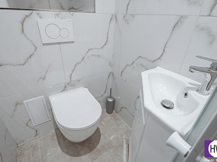 Pronájem bytu 1+kk 16 m² - foto 8