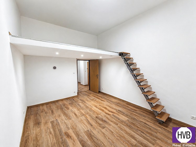 Pronájem bytu 2+kk 60 m² - foto 4