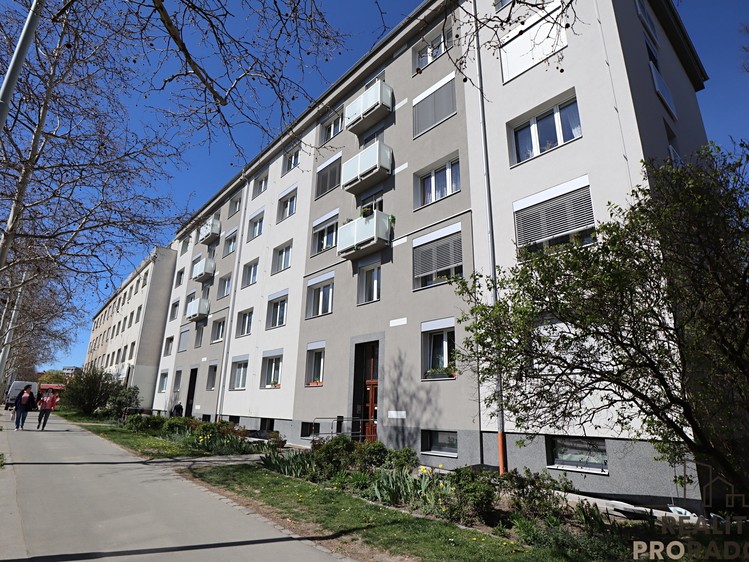 Pronájem bytu 1+kk 36 m² - foto 7