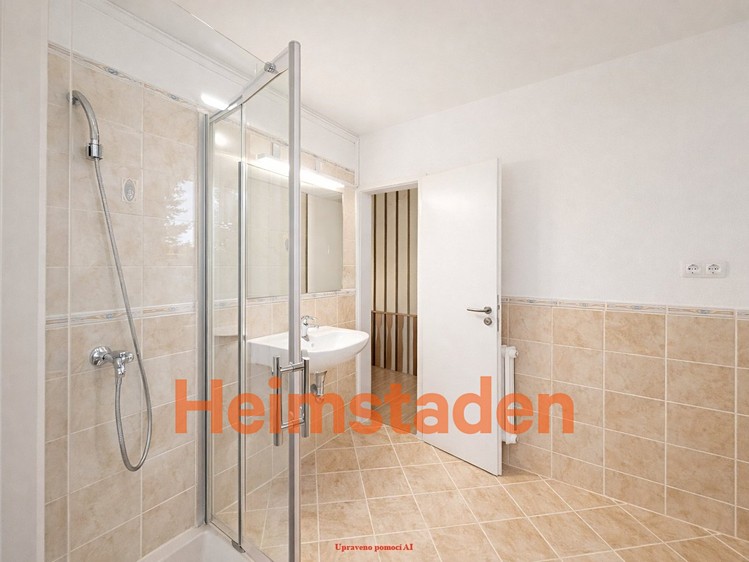 Pronájem bytu 2+1 54 m² - foto 3