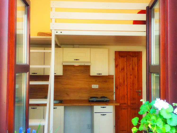 Pronájem bytu 1+kk 24 m² (Jednopodlažní) - foto 1