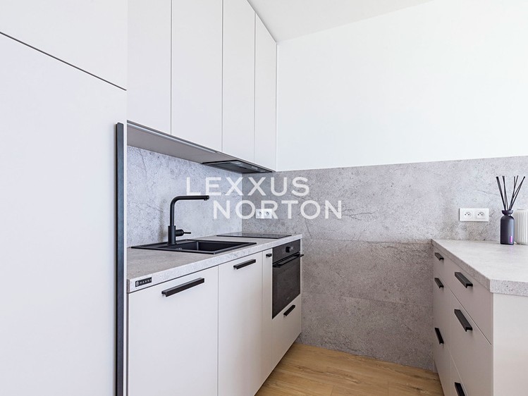 Pronájem bytu 1+kk 39 m² - foto 2
