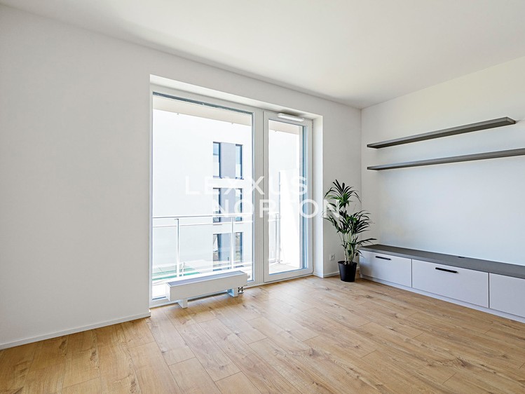 Pronájem bytu 1+kk 39 m² - foto 3