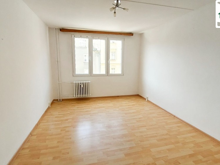 Pronájem bytu 2+1 60 m² - foto 3