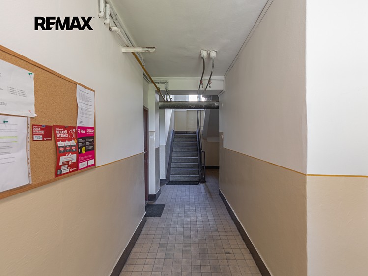 Pronájem bytu 3+1 61 m² - foto 6