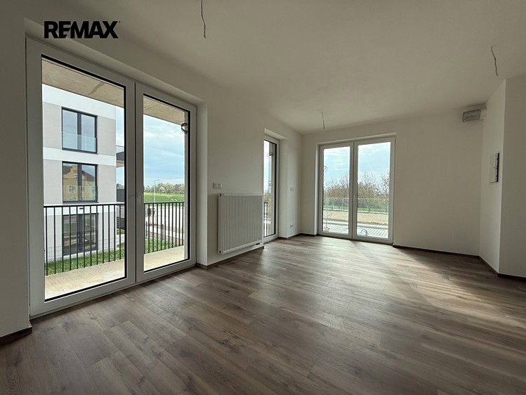 Pronájem bytu 2+kk 52 m² (Jednopodlažní) - foto 4