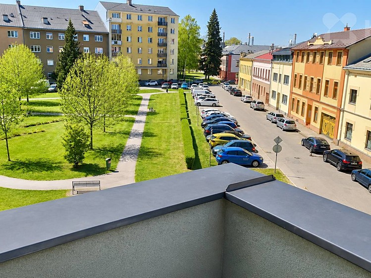 Pronájem bytu 3+kk 90 m² - foto 7