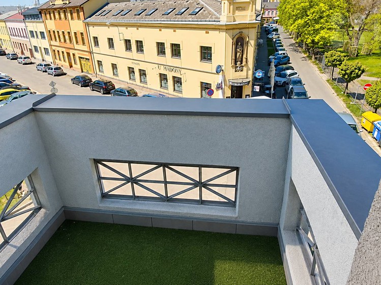 Pronájem bytu 3+kk 90 m² - foto 5
