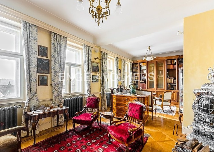 Pronájem bytu 3+1 110 m² - foto 1