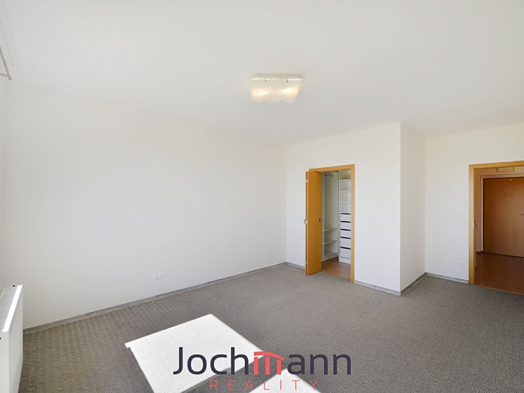 Pronájem bytu 2+kk 71 m² - foto 4
