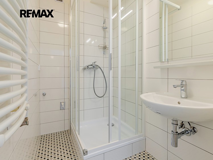 Pronájem bytu 2+kk 62 m² - foto 2