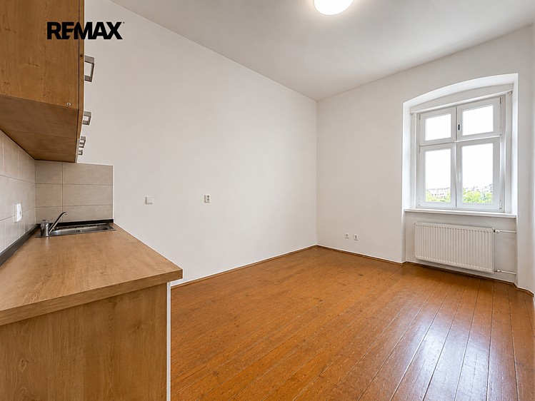 Pronájem bytu 1+kk 21 m² - foto 2