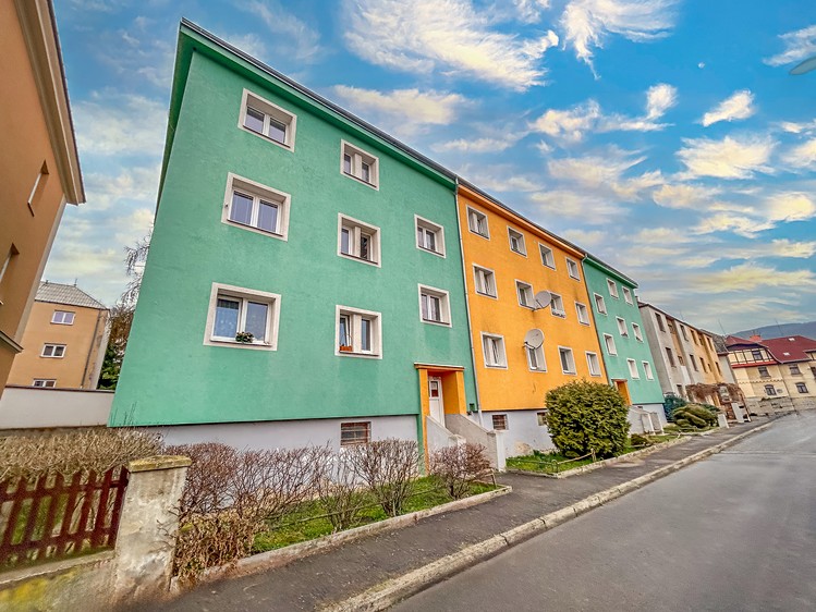 Pronájem bytu 2+1 55 m² (Jednopodlažní) - foto 1