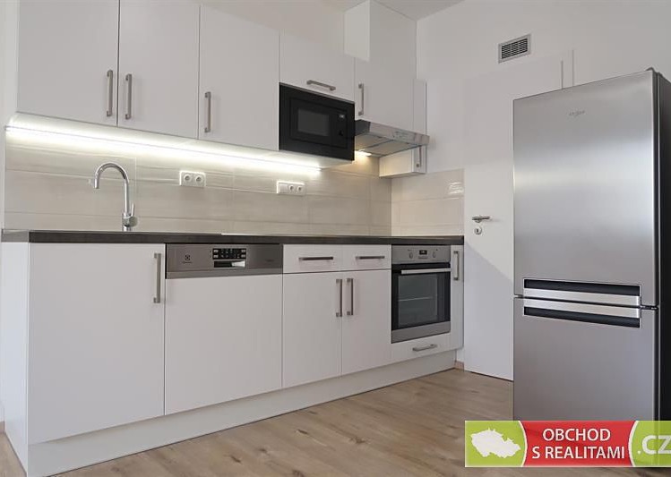 Pronájem bytu 2+kk 50 m² - foto 4