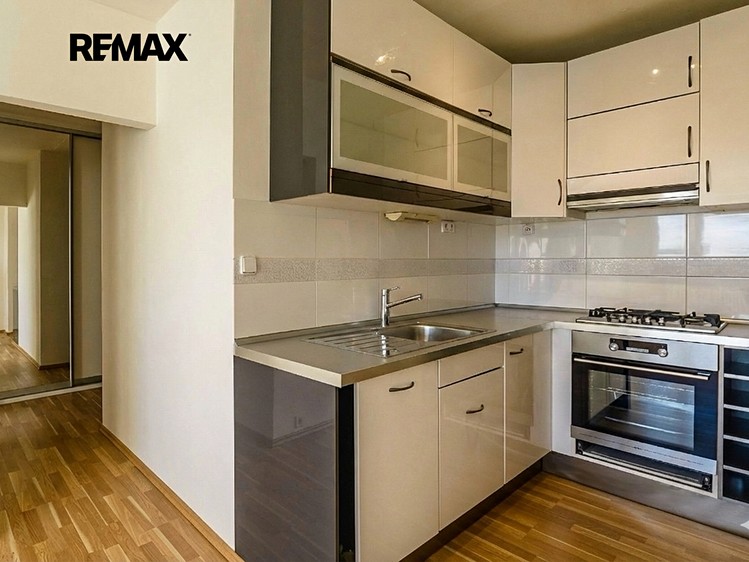 Pronájem bytu 2+kk 44 m² - foto 1