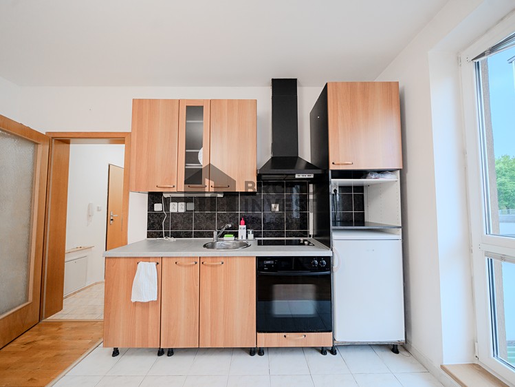 Pronájem bytu 1+kk 36 m² (Jednopodlažní) - foto 6
