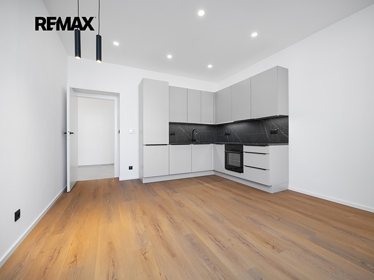 Pronájem bytu 2+kk 46 m² - foto 2