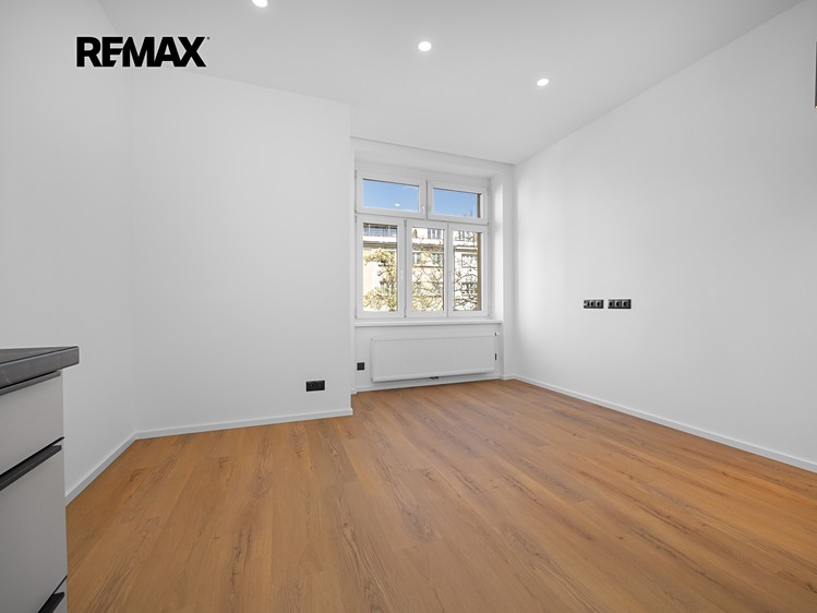 Pronájem bytu 2+kk 46 m² - foto 5