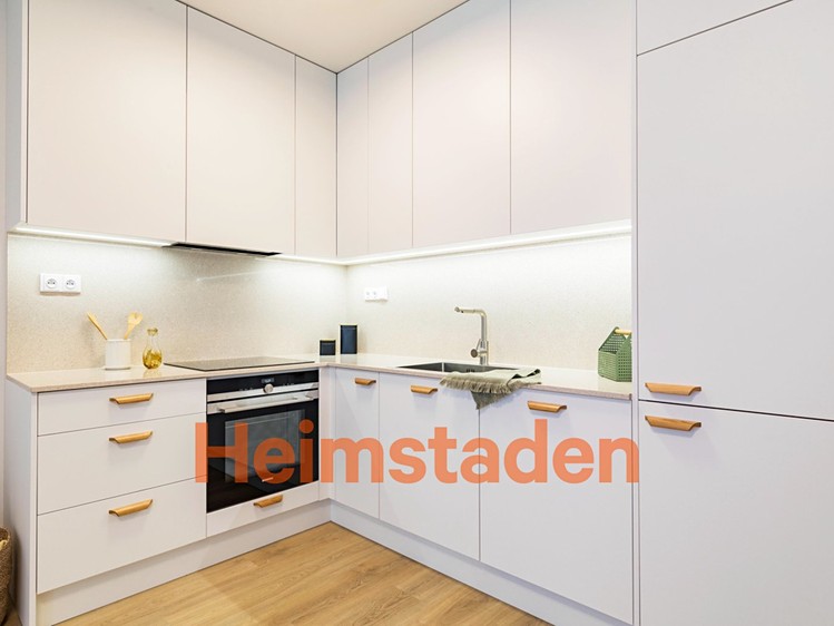 Pronájem bytu 1+kk 37 m² - foto 3