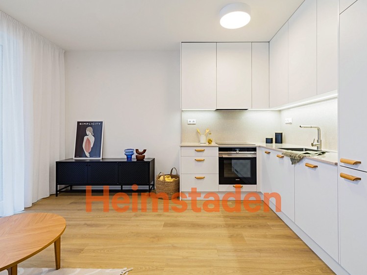 Pronájem bytu 1+kk 37 m² - foto 5