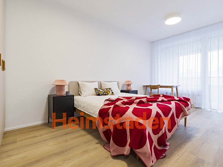 Pronájem bytu 2+kk 59 m² - foto 3