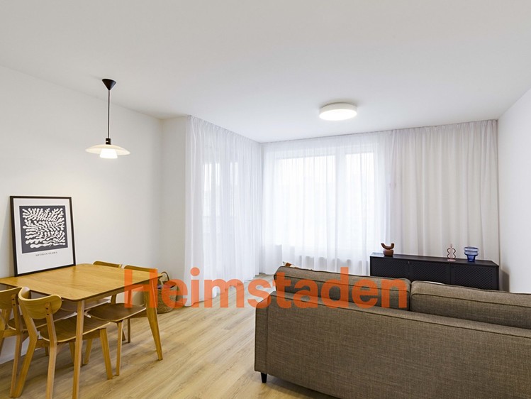 Pronájem bytu 2+kk 59 m² - foto 5