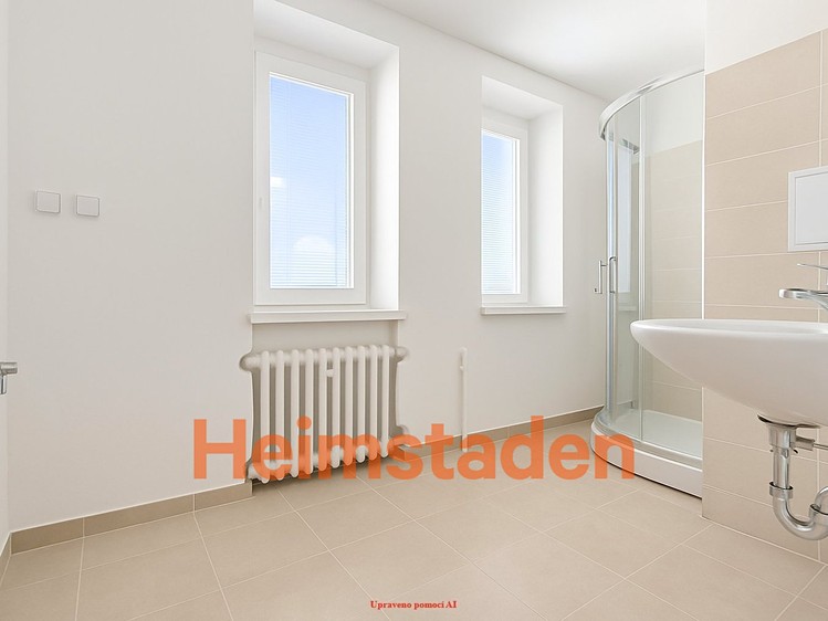 Pronájem bytu 1+kk 29 m² - foto 3