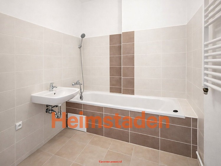 Pronájem bytu 2+1 57 m² - foto 2