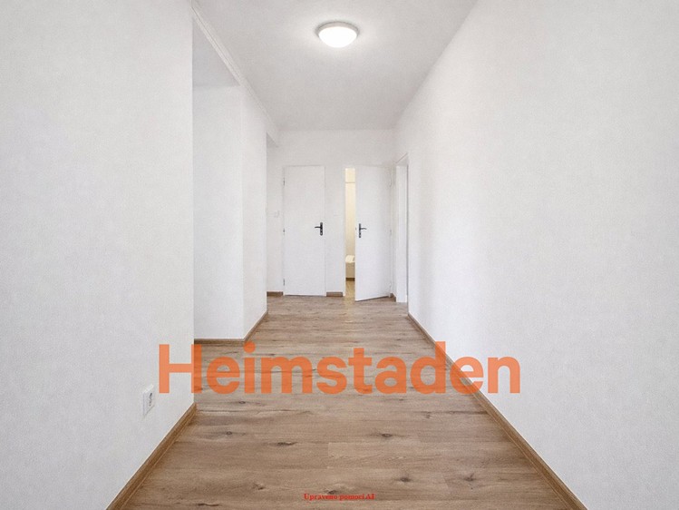 Pronájem bytu 2+1 57 m² - foto 4