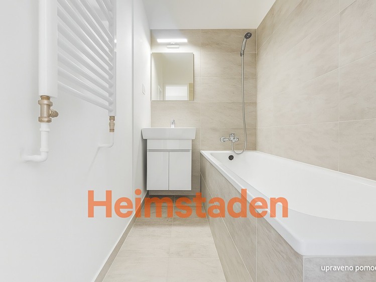 Pronájem bytu 2+1 66 m² - foto 4