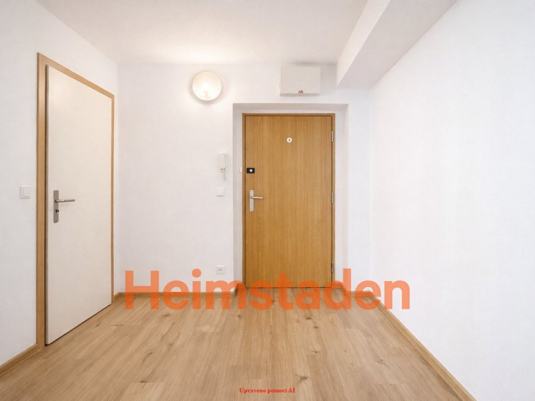 Pronájem bytu 2+1 66 m² - foto 6