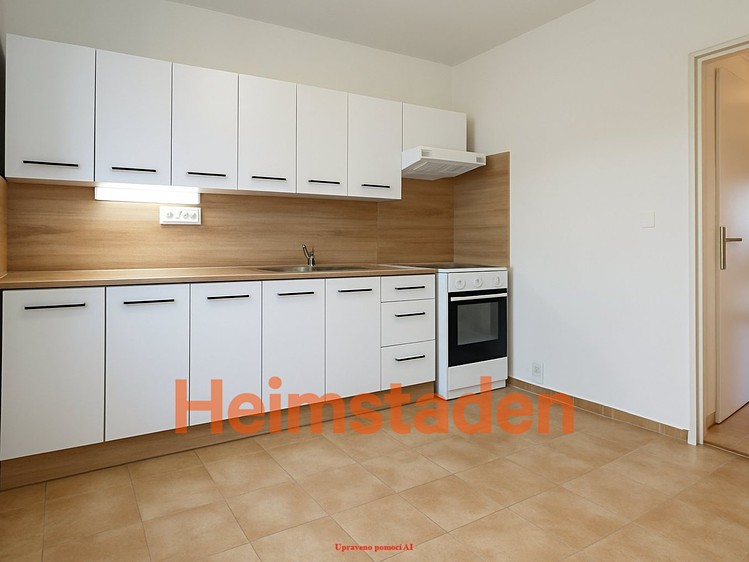 Pronájem bytu 3+1 72 m² - foto 5