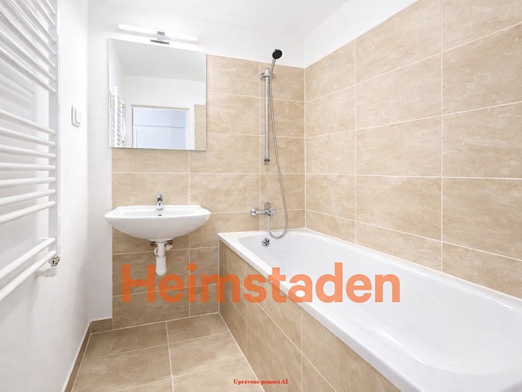 Pronájem bytu 1+1 35 m² - foto 4