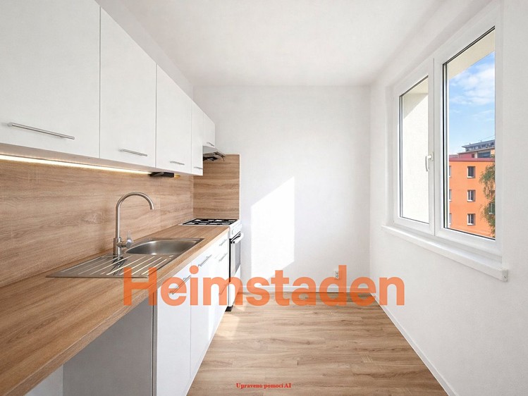 Pronájem bytu 2+1 53 m² - foto 3