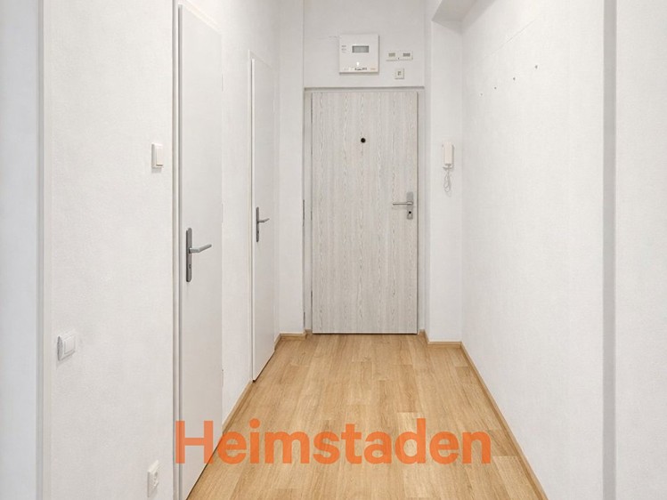 Pronájem bytu 2+1 53 m² - foto 5