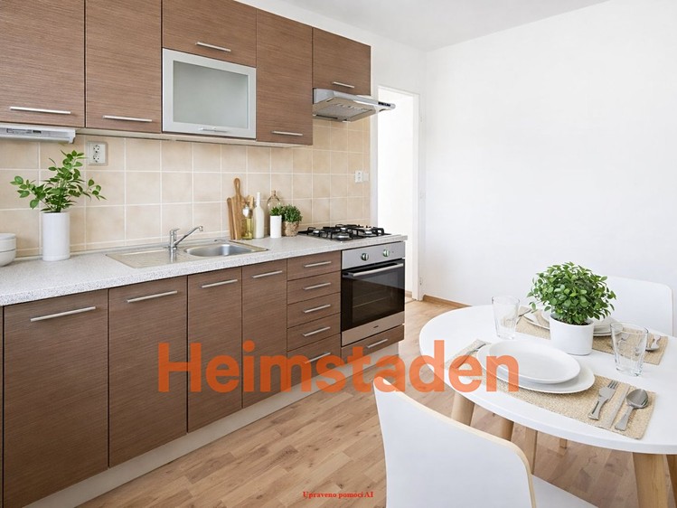 Pronájem bytu 2+1 54 m² - foto 3