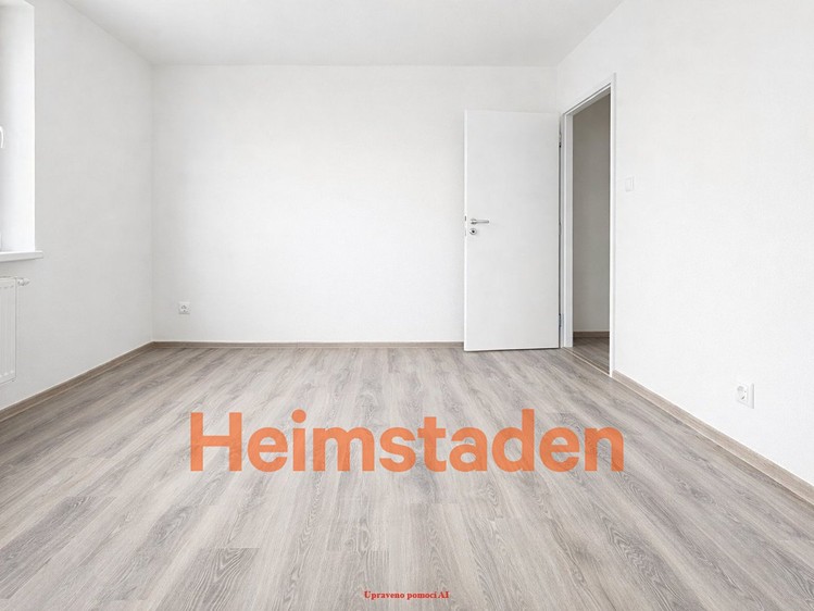 Pronájem bytu 3+kk 70 m² - foto 4
