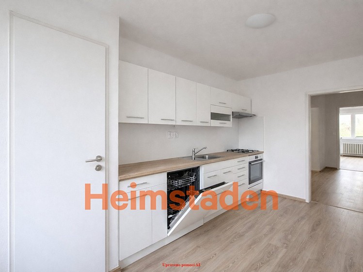 Pronájem bytu 3+1 78 m² - foto 4