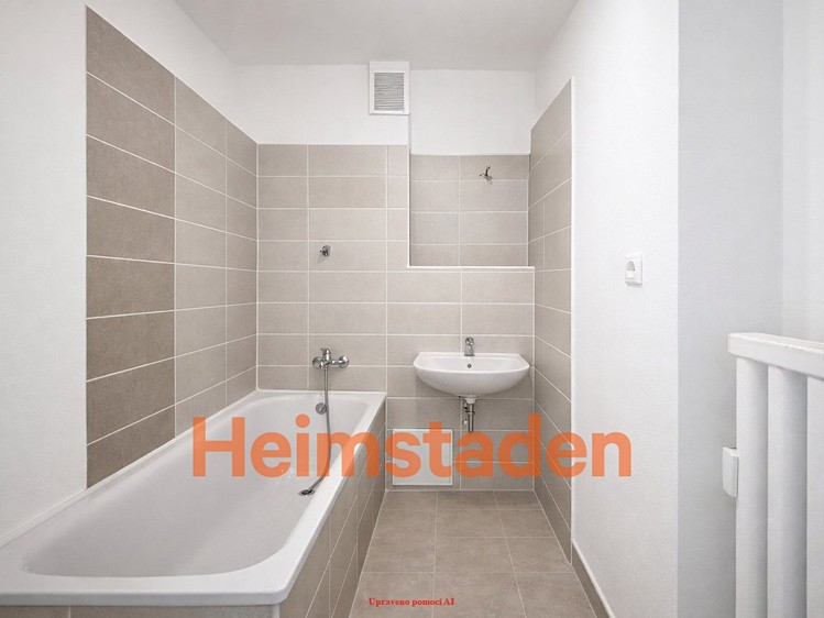 Pronájem bytu 3+1 78 m² - foto 8