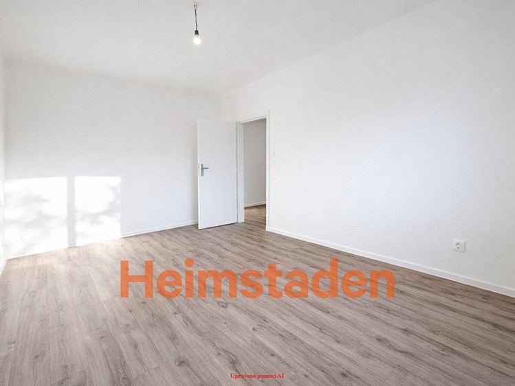 Pronájem bytu 3+1 69 m² - foto 6