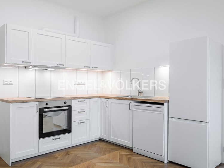 Pronájem bytu 2+kk 44 m² - foto 2