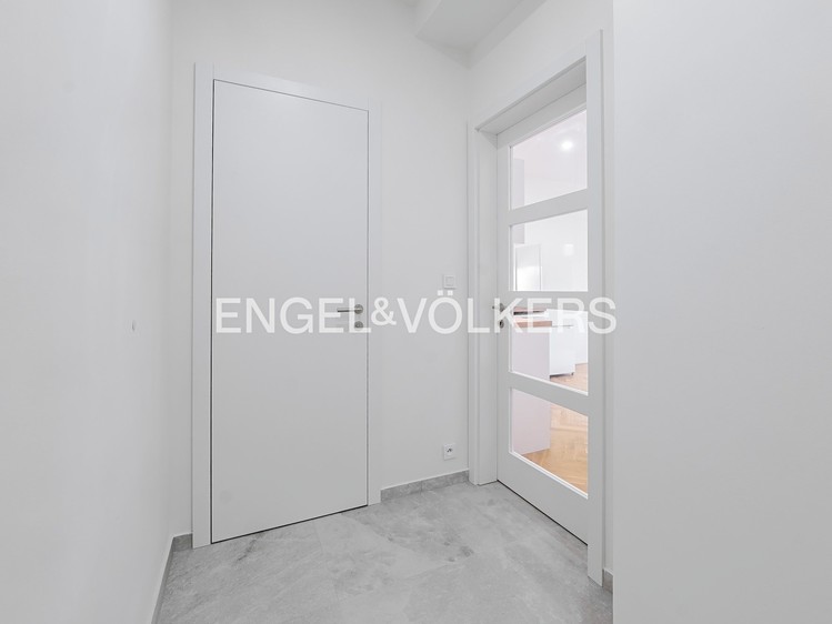 Pronájem bytu 2+kk 44 m² - foto 5